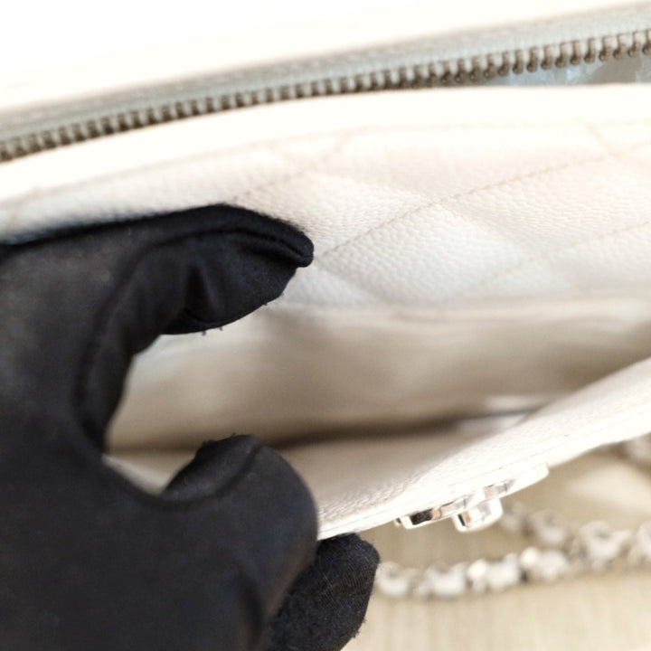 Chanel vintage caviar chain bag