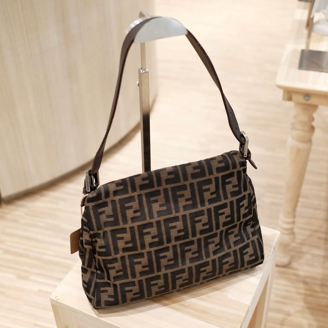 Fendi vintage zucchino baguette