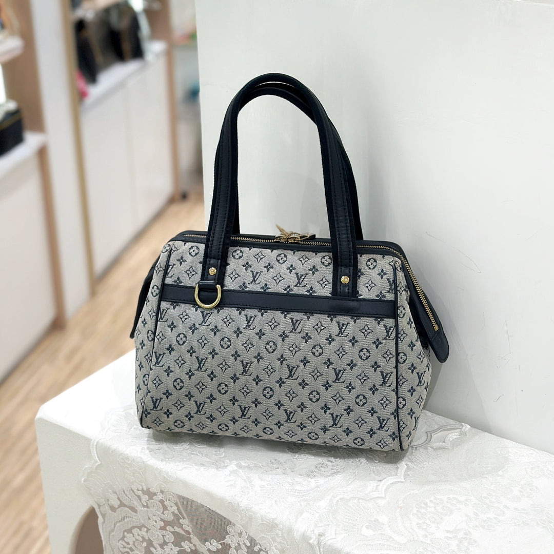 LOUIS VUITTON vintage monogram mini josephine pm bag
