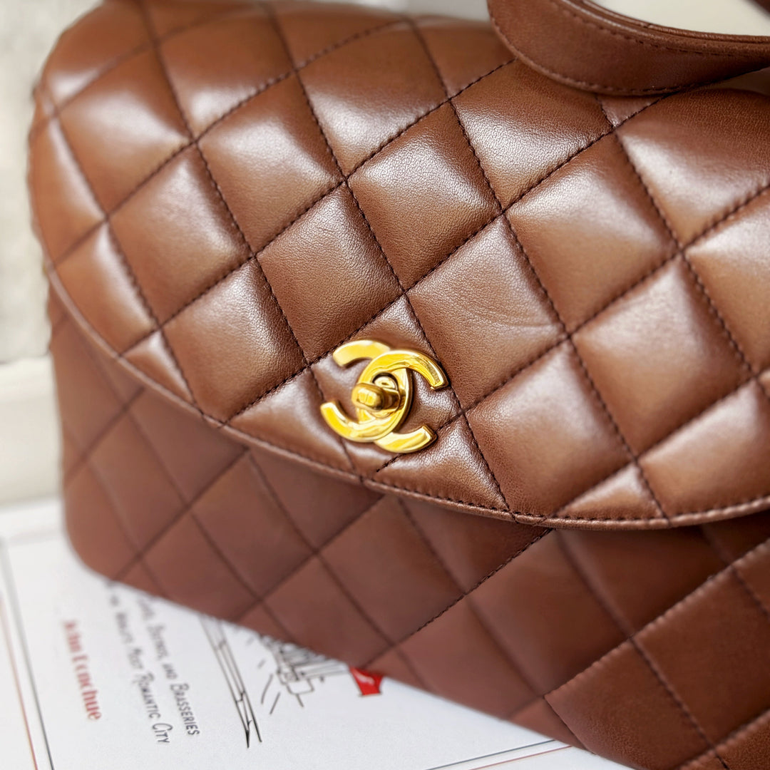 Chanel vintage kelly bag
