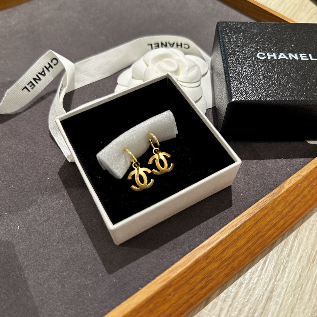 Chanel vintage earrings