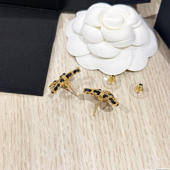 Chanel 23V earring