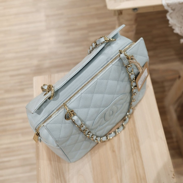 Chanel GST caviar leather tote bag