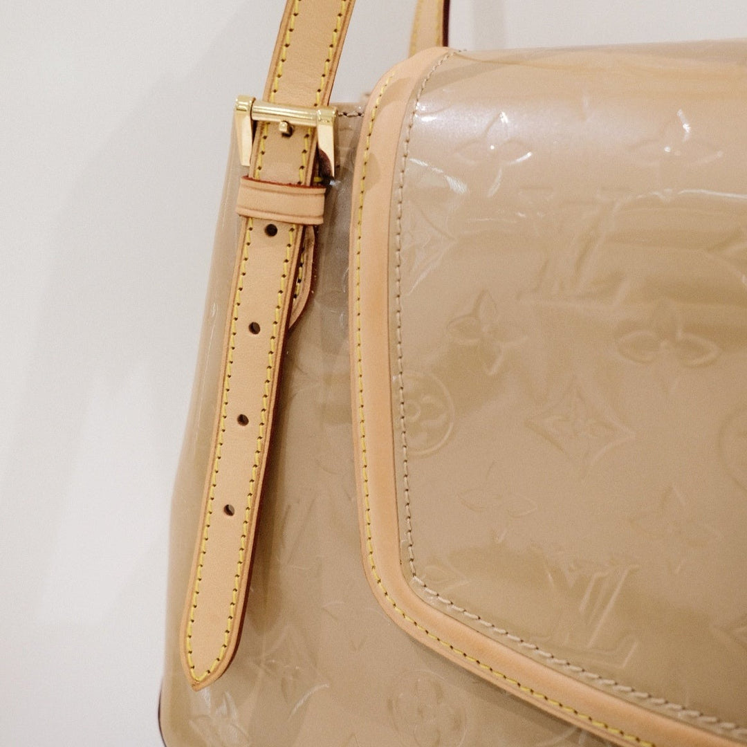 Lv vintage patent leather shoulder bag