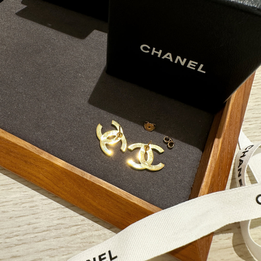 Chanel vintage earrings