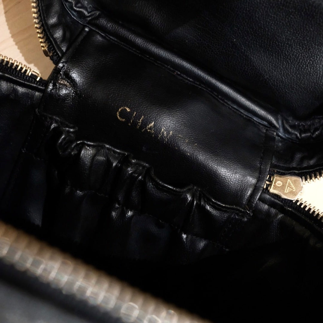 Chanel vintage lambskin wash handbag