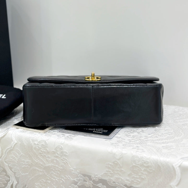 Chanel vintage diana 25cm