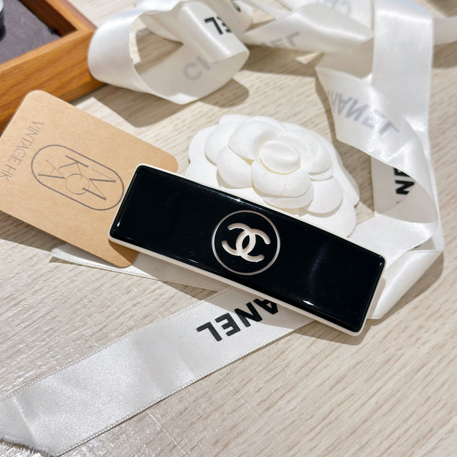 Chanel vintage hairpin