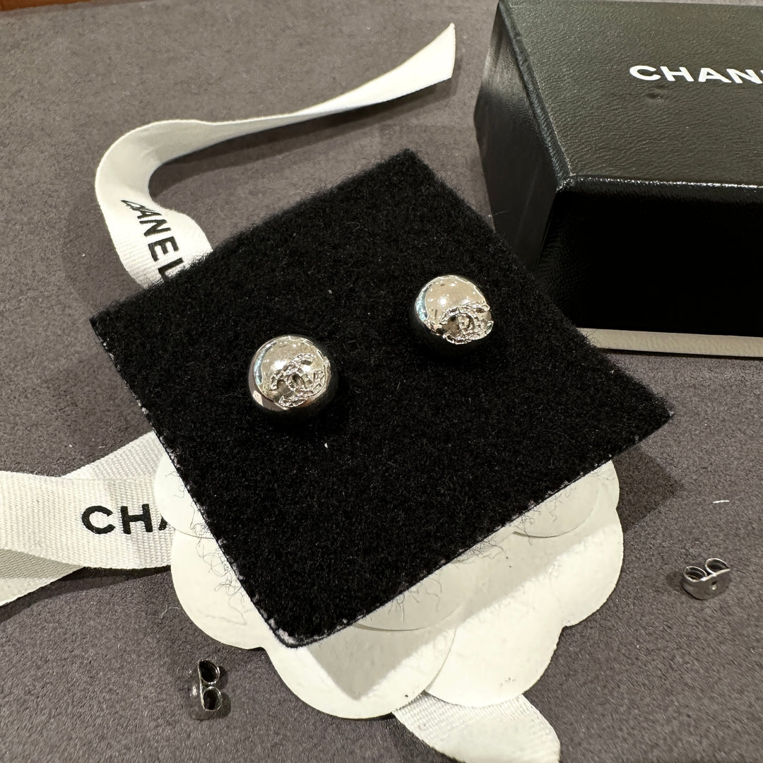 Chanel vintage earrings