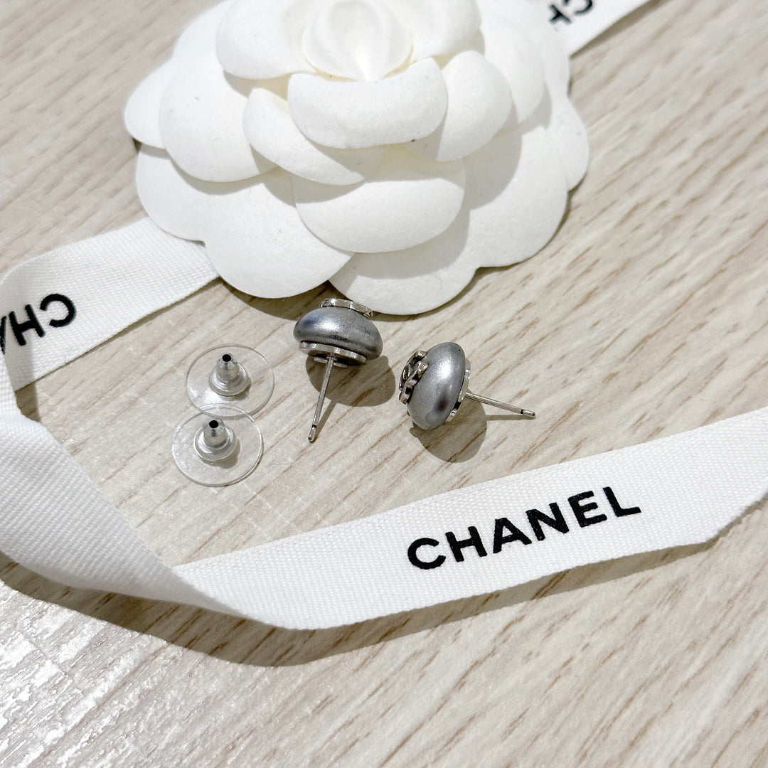 Chanel vintage earrings