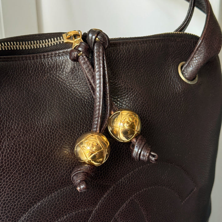 Chanel vintage caviar CC shoulder bag（brown）