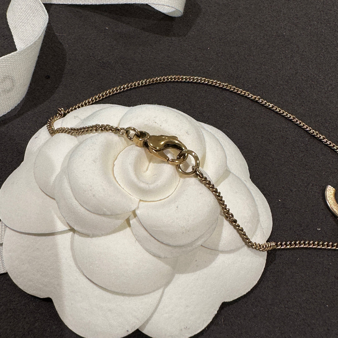 Chanel vintage double CC necklace