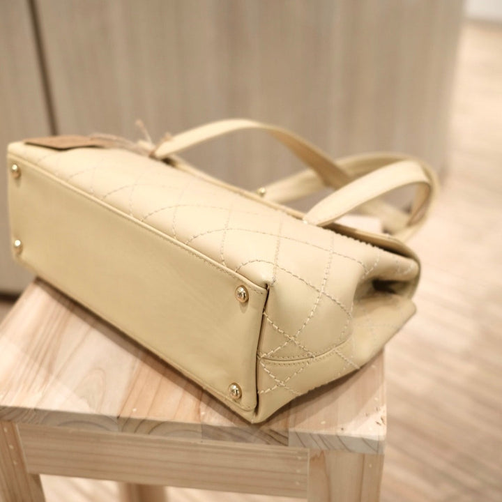 Chanel vintage flap tote bag