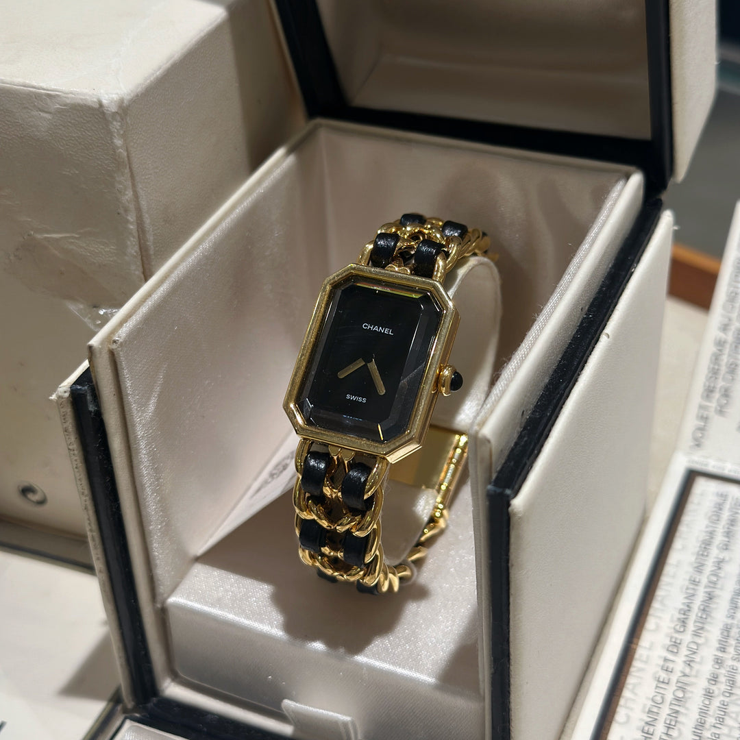 Chanel vintage première watch S