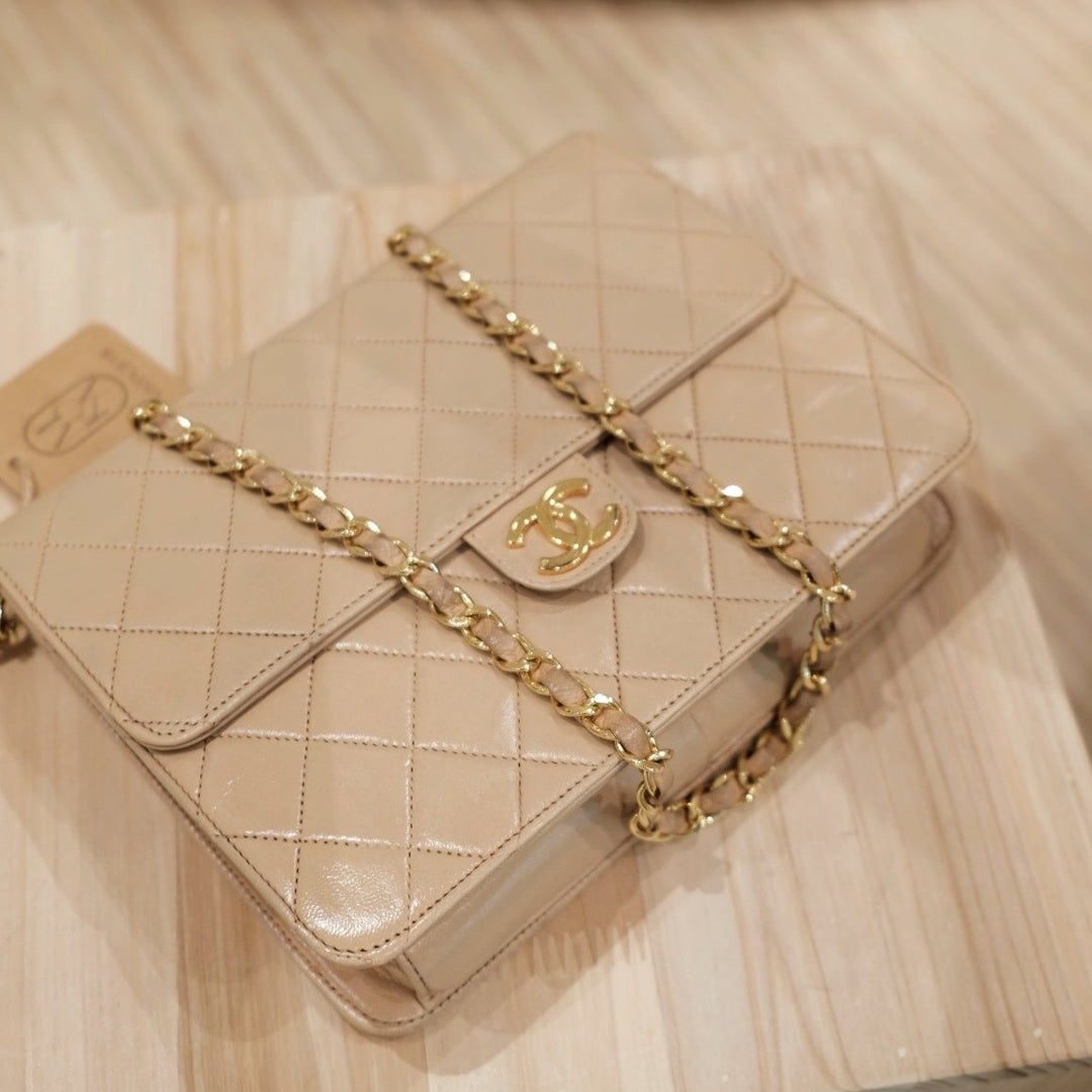 Chanel vintage flap bag