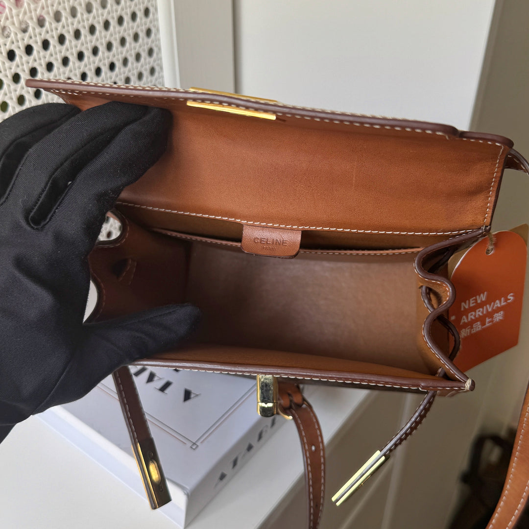 Celine vintage kelly crossbody bag