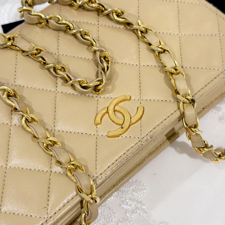 Chanel vintage mini flap bag