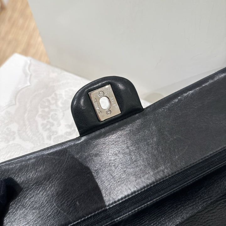 Chanel Lambskin Class Flap 25 （黑銀）