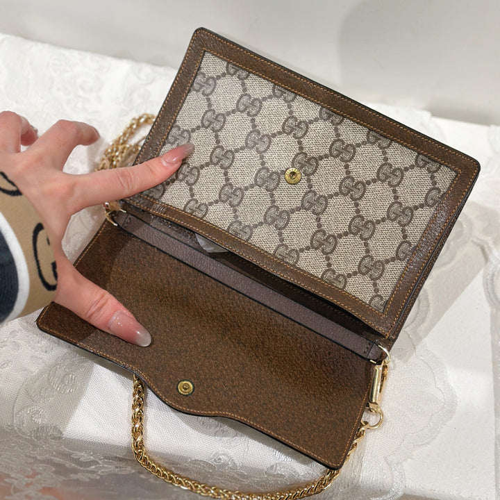 Gucci vintage clutch+chain