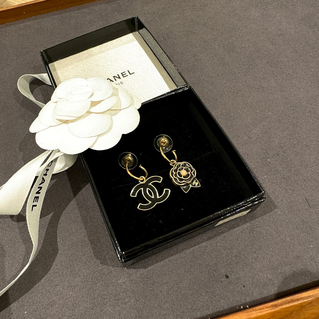 Chanel vintage earrings