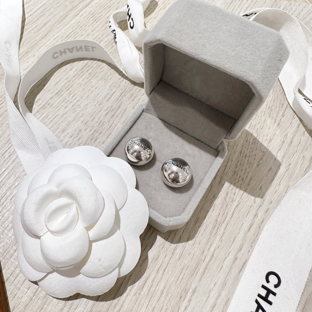 Chanel vintage earrings