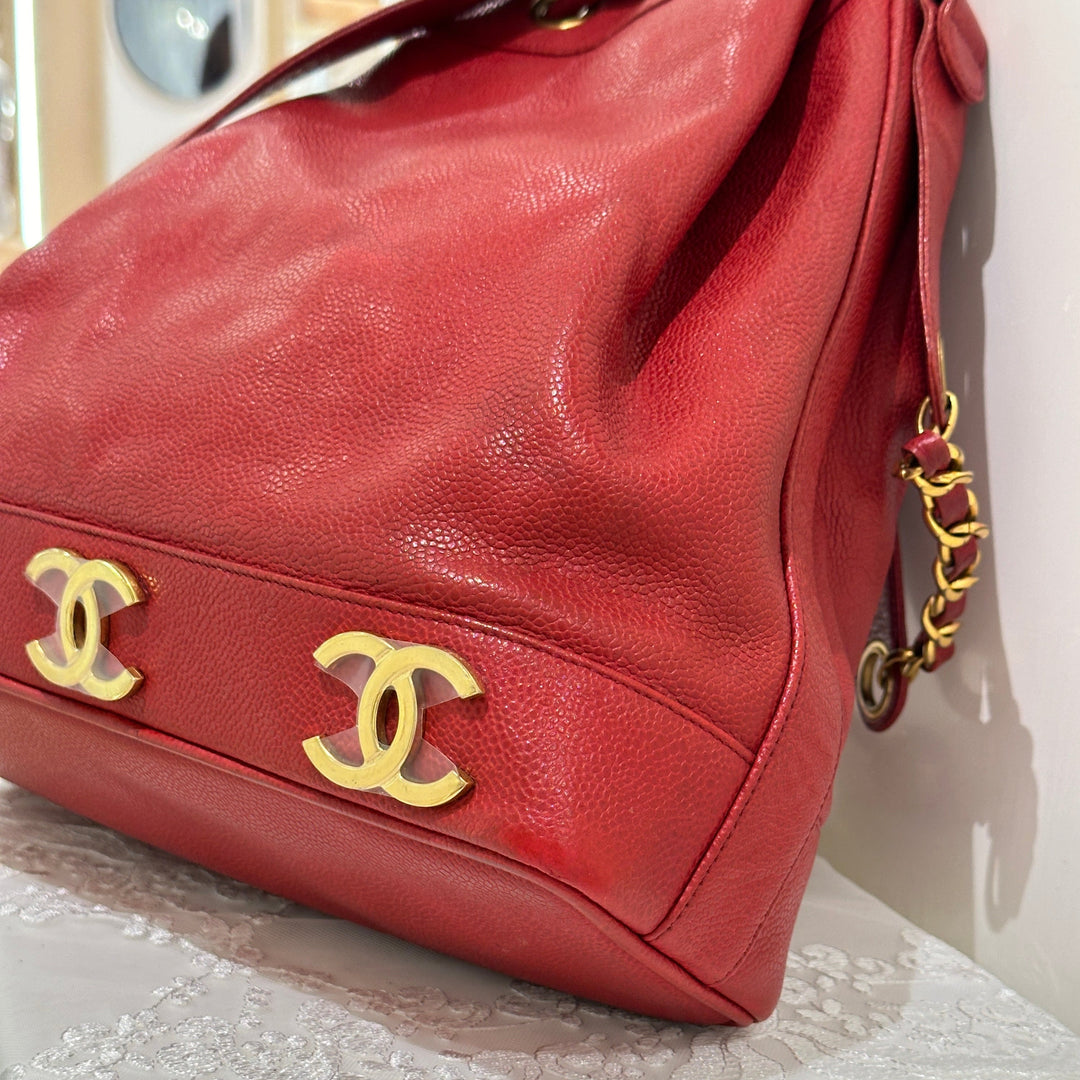 Chanel vintage triple CC leather bucket bag