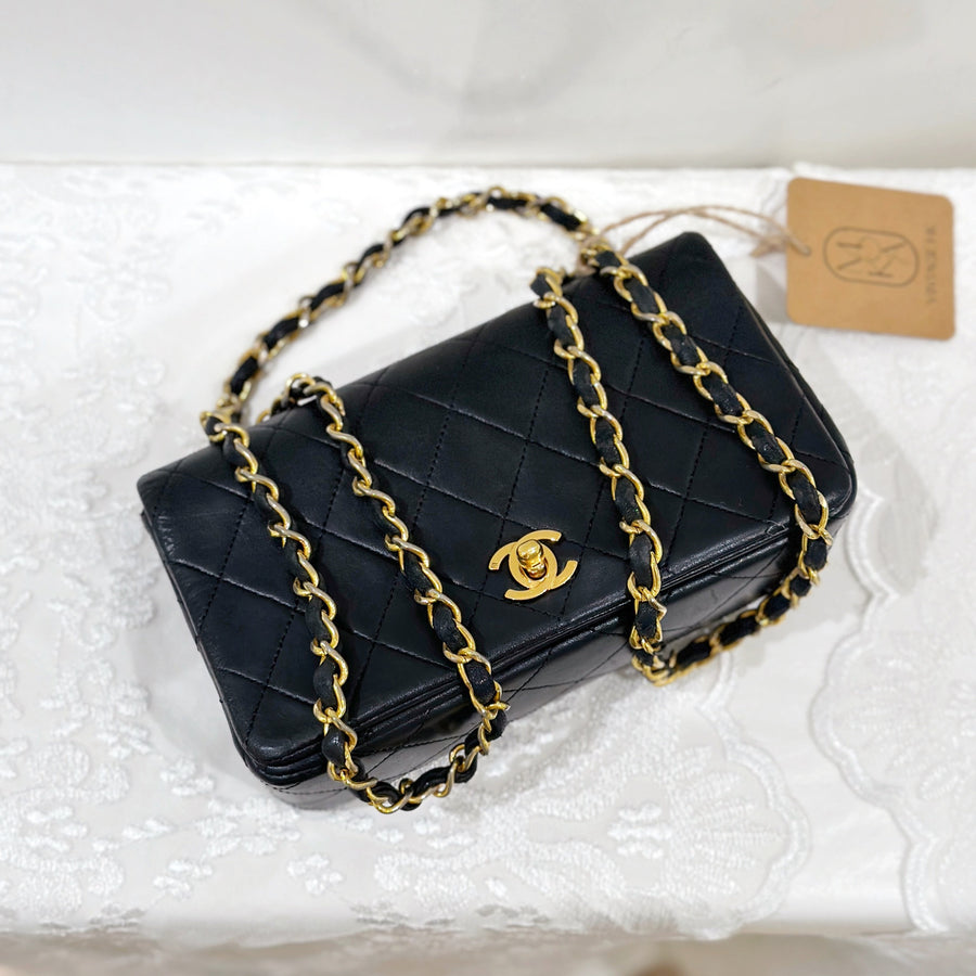 Chanel vintage lambskin quilted full flap bag