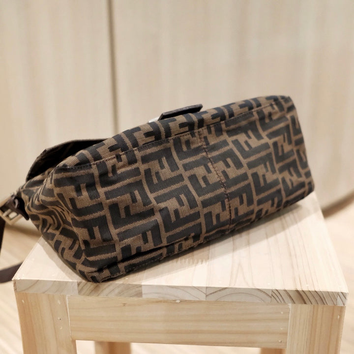 Fendi vintage zucchino baguette