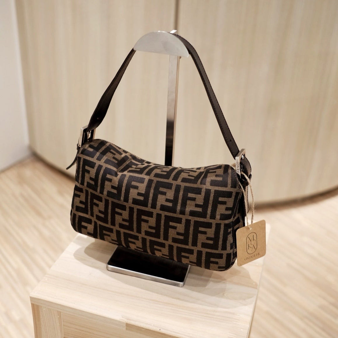 Fendi vintage baguette bag