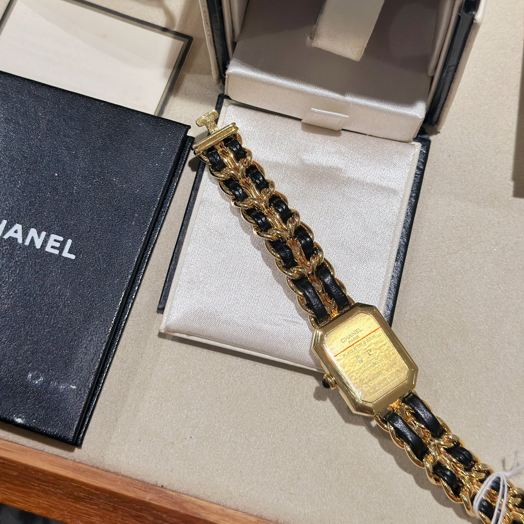 Chanel vintage première watch S