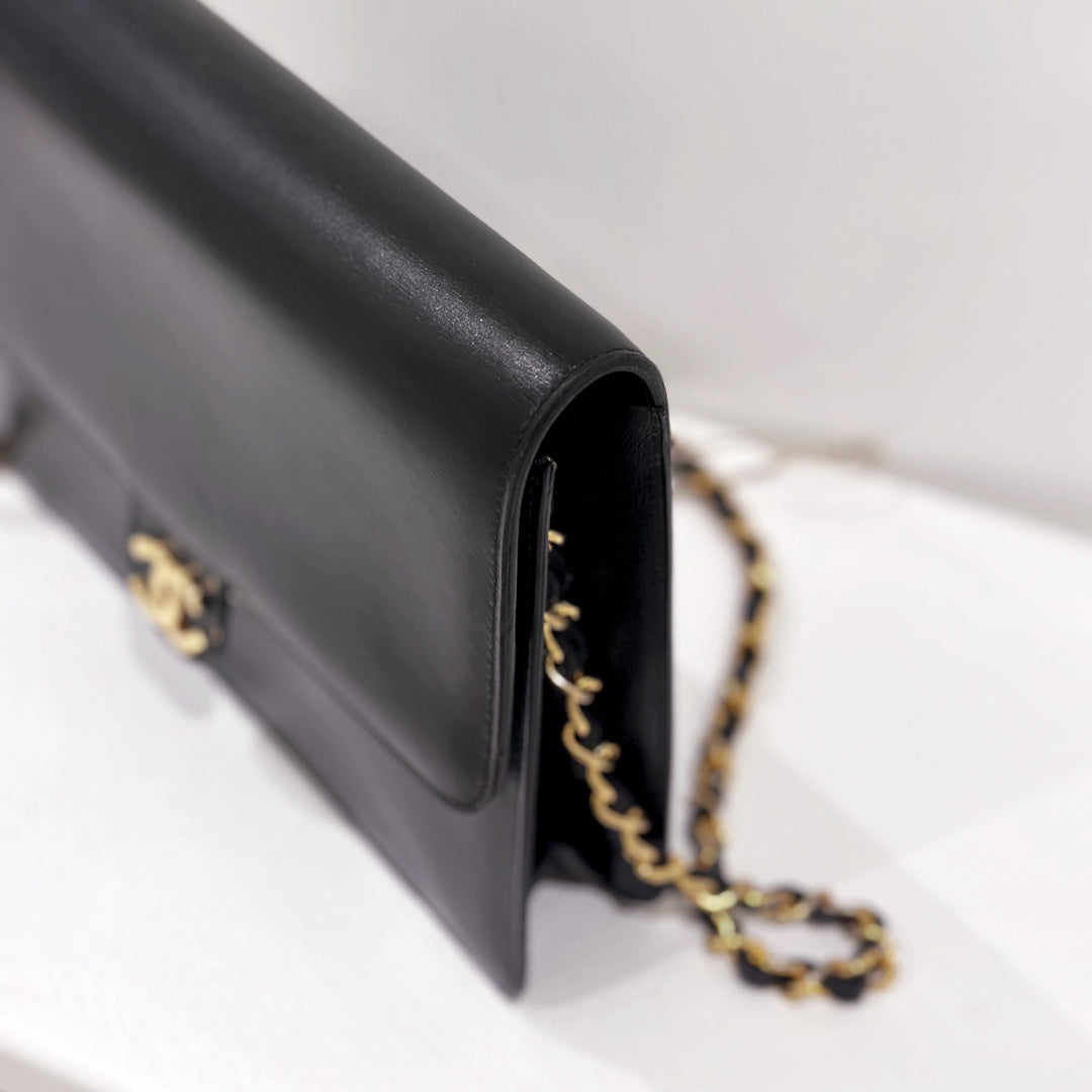 Chanel vintage box chain bag