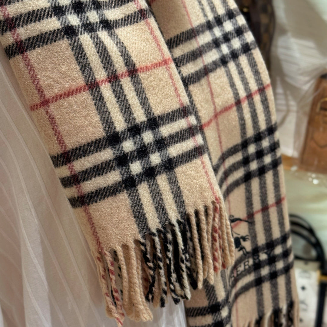Burberry shawl