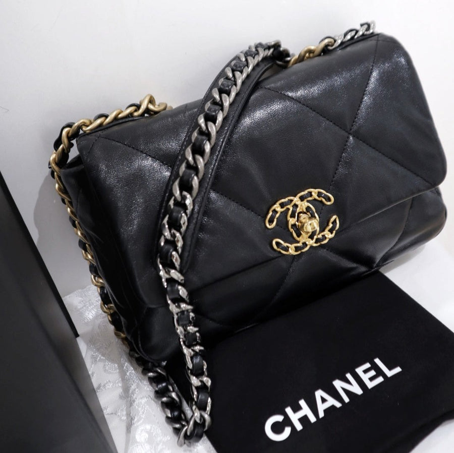 Chanel 19bag