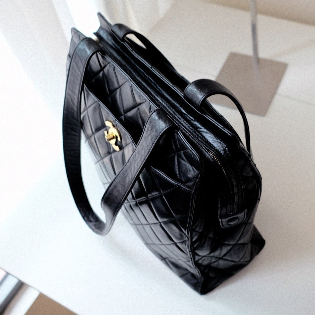 Chanel vintage quilted lambskin tote bag