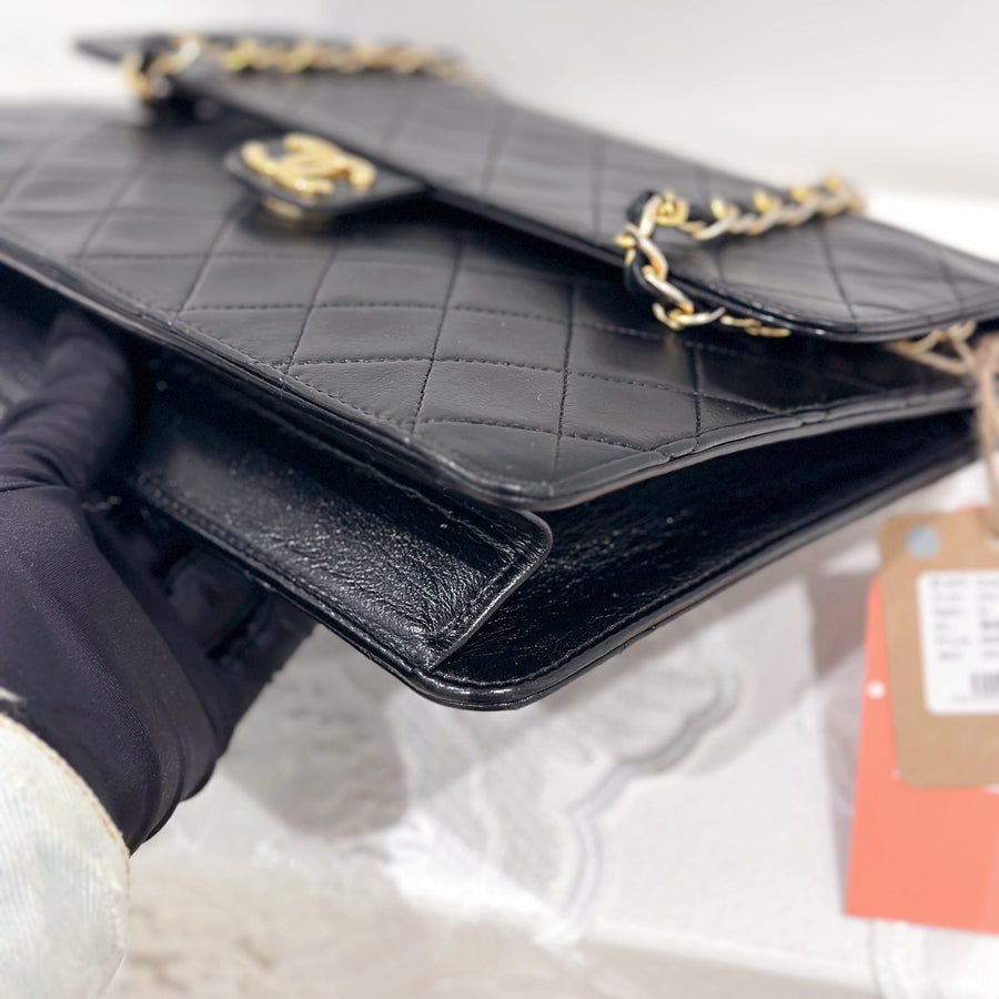 Chanel vintage woc flap chain bag black