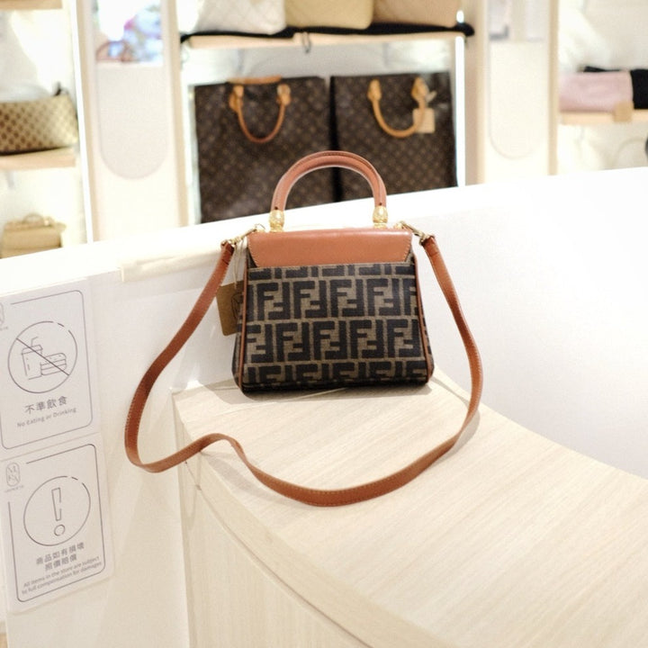 Fendi vintage kelly 2way bag