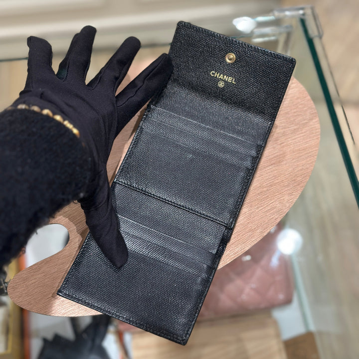 Chanel vintage caviar wallet