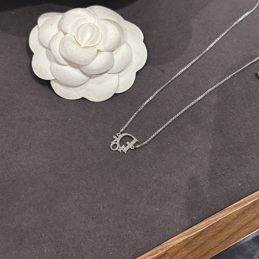 Dior vintage necklace