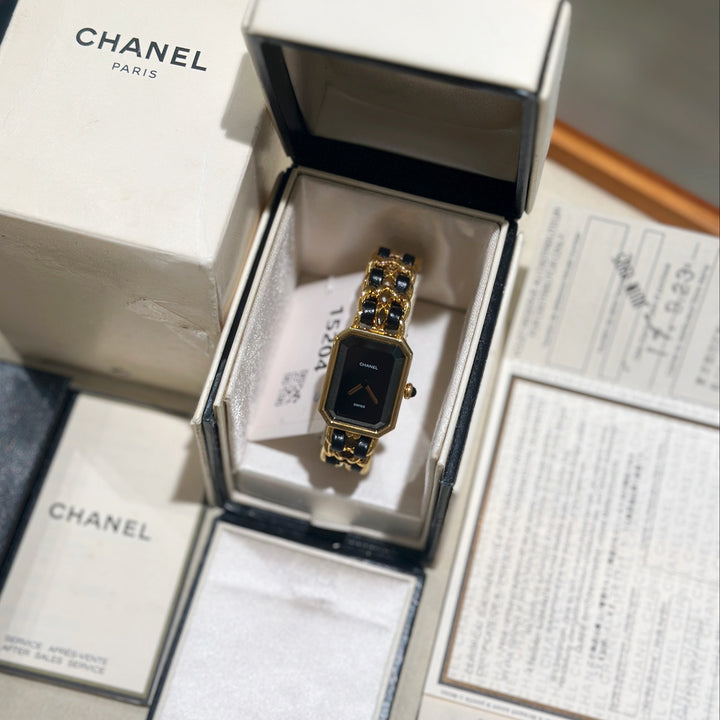 Chanel vintage première watch S