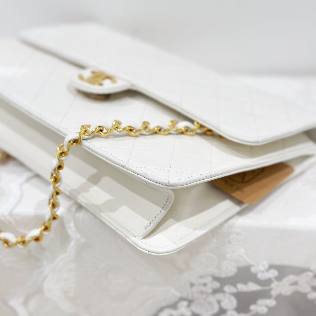 Chanel vintage flap bag