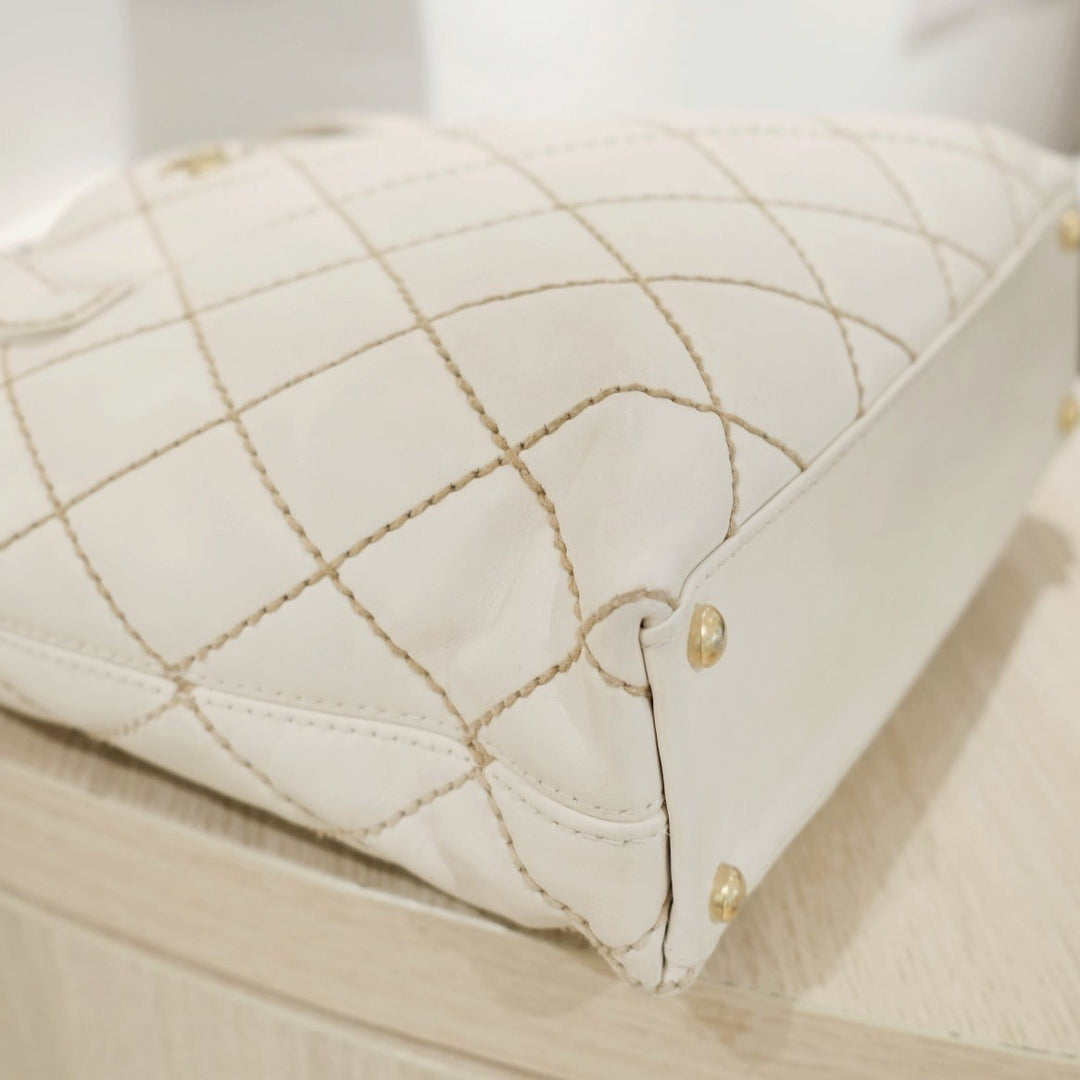 Chanel vintage wild stitch cc tote bag