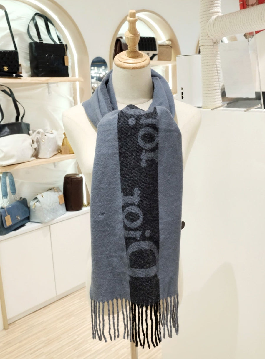 Dior scarf