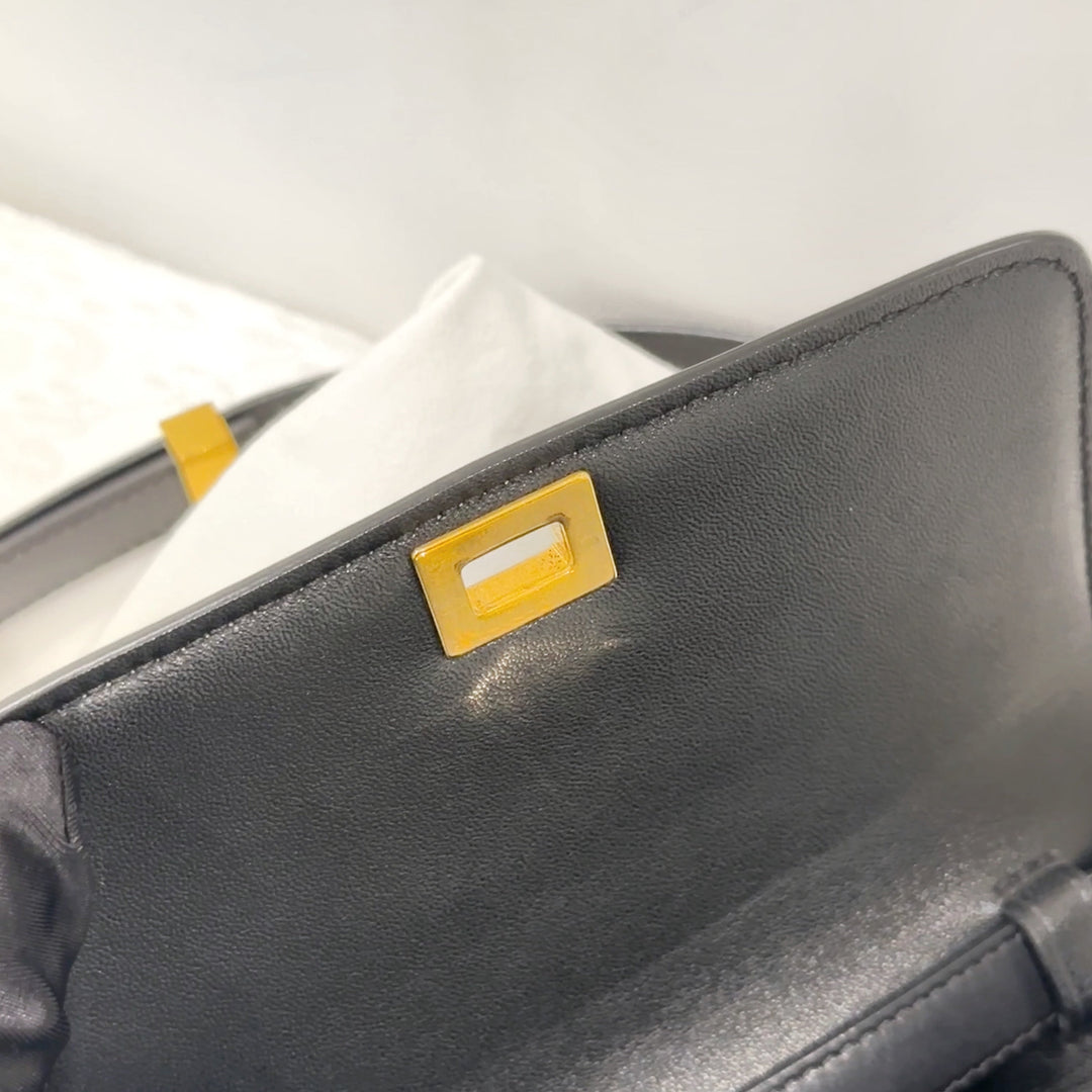 Celine classic box teen （black）