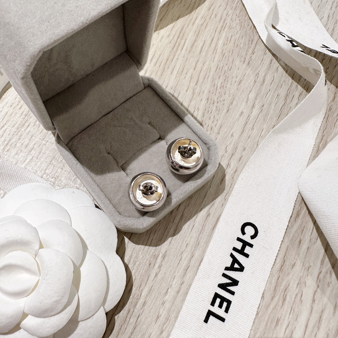 Chanel vintage earrings