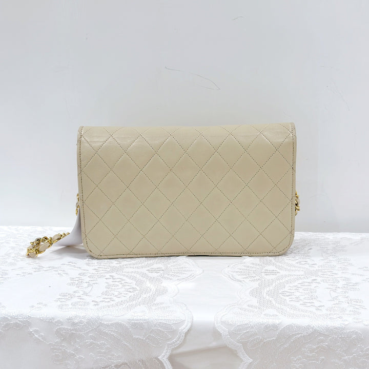 Chanel vintage flap bag