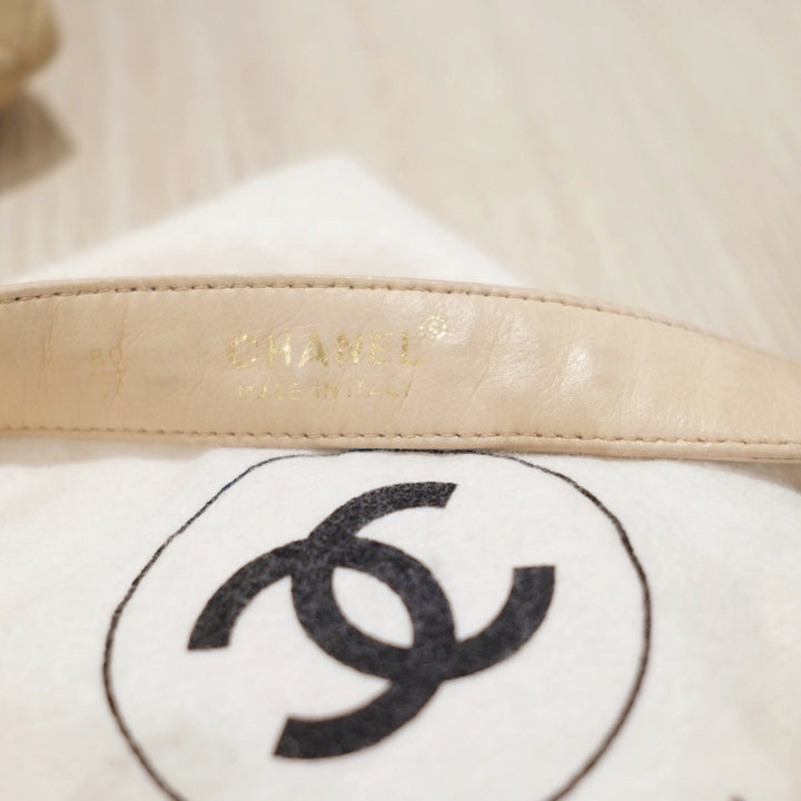 Chanel vintage quilted sheepskin CC belt bag+chain