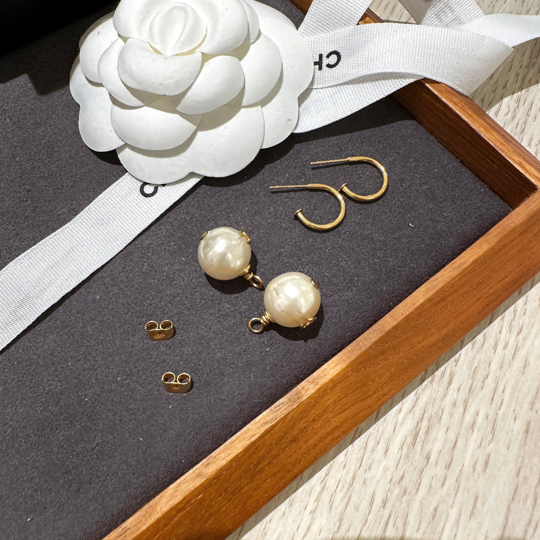Chanel vintage earrings
