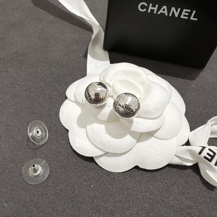 Chanel vintage earrings