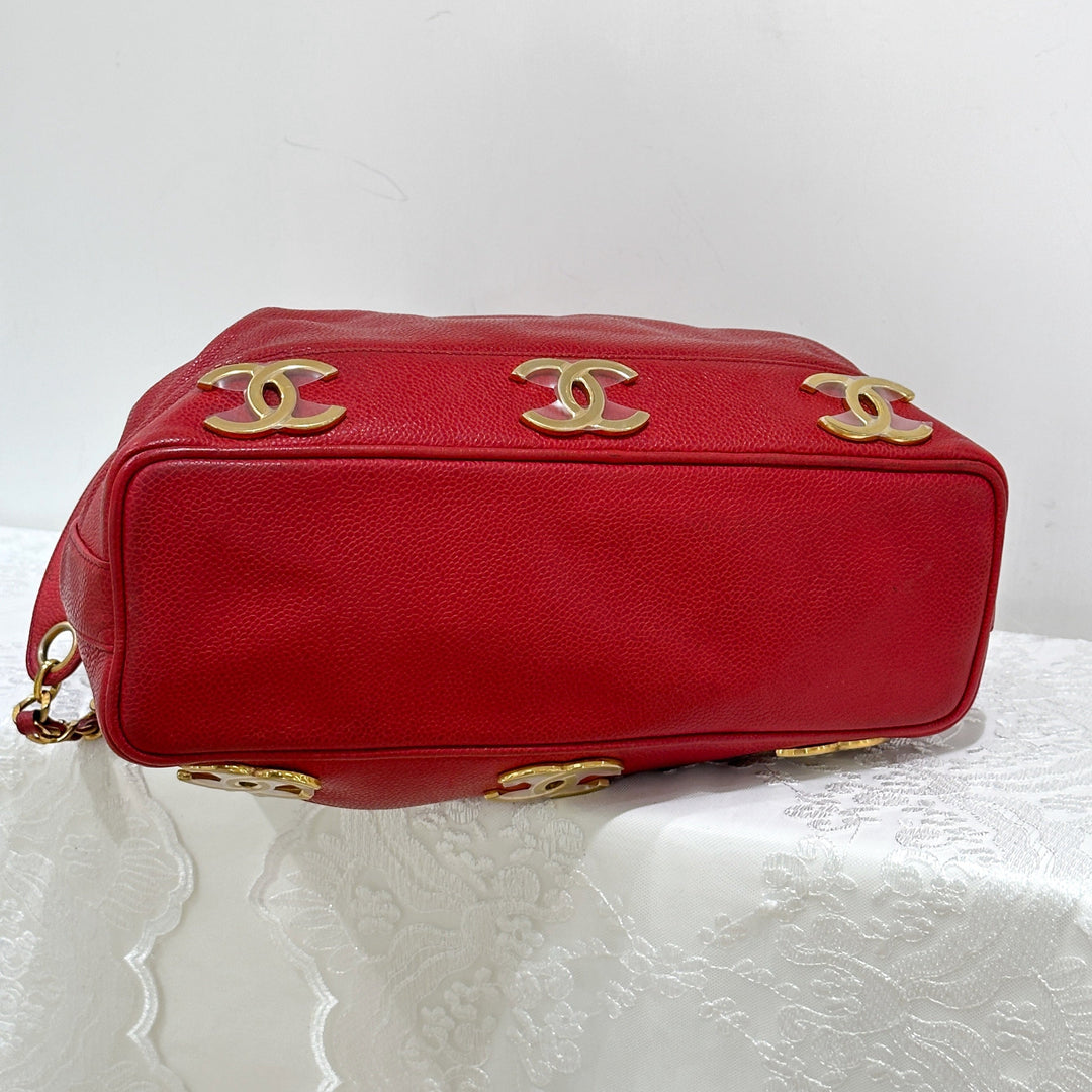 Chanel vintage triple CC leather bucket bag