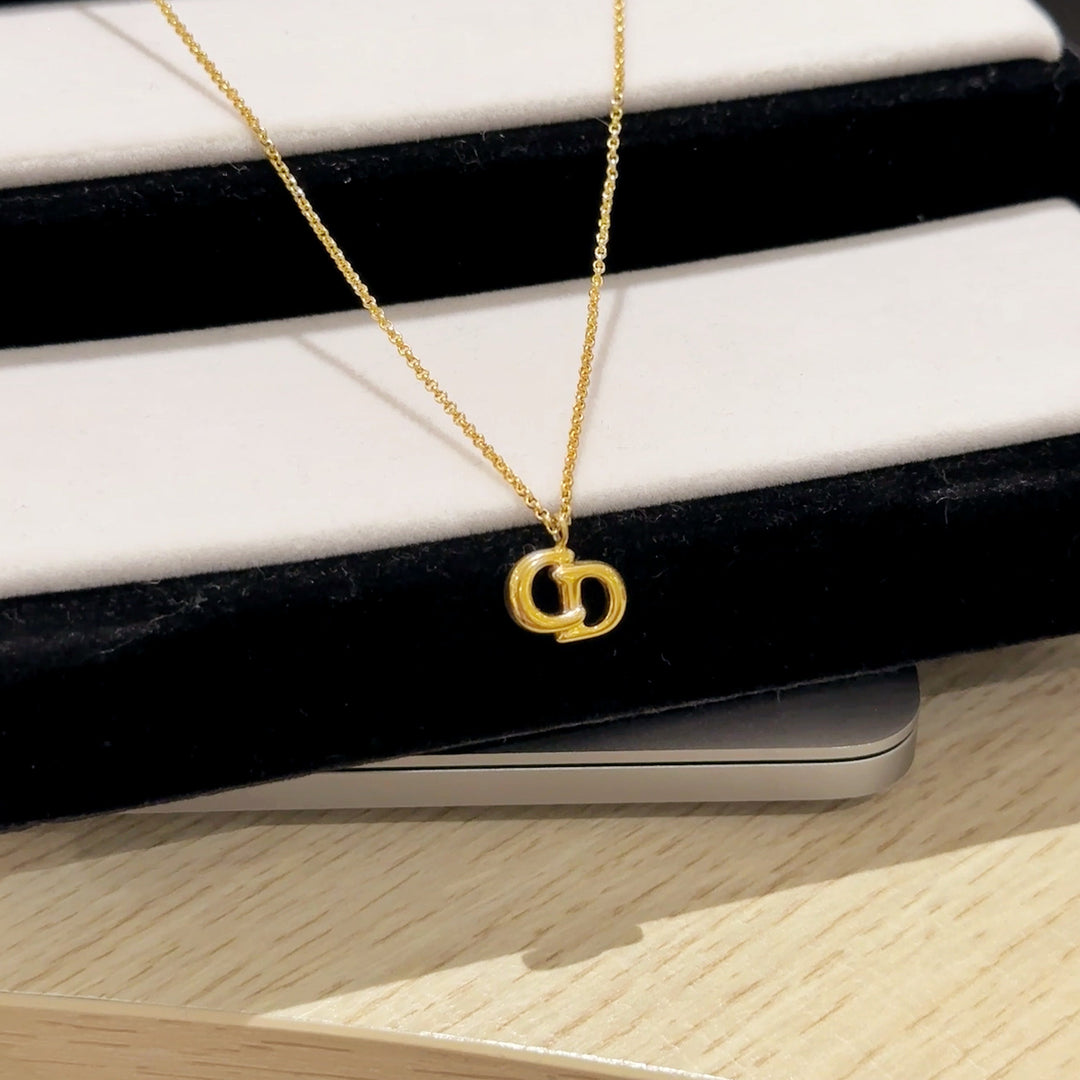 Dior vintage necklace